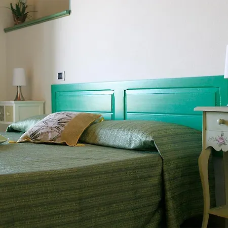 S'arrosa Antiga Bed & Breakfast Santadi