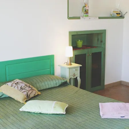 Bed & Breakfast S'arrosa Antiga 3*